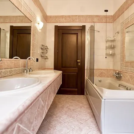 Medina Per 6 Ospiti In Centro Storico