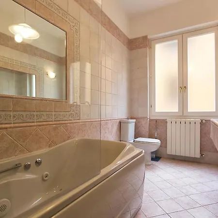 Medina Per 6 Ospiti In Centro Storico * Alghero