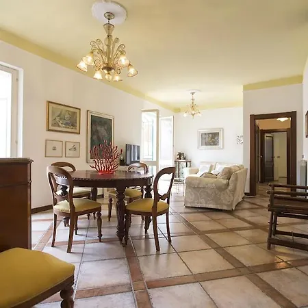 Medina Per 6 Ospiti In Centro Storico Apartament *